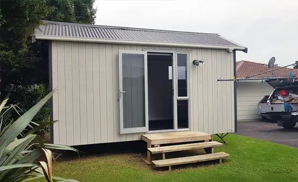 MU3 - Large Rental Cabin